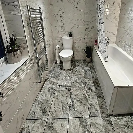 公寓 Elegant And Two Bedrooms House *