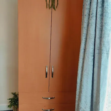 Elegant And Two Bedrooms House Apartman *