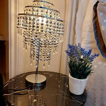 Διαμέρισμα Elegant And Two Bedrooms House