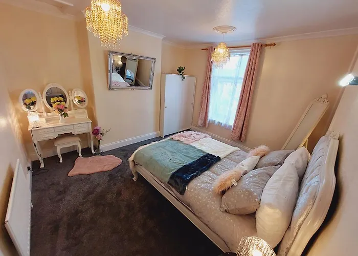 Lägenhet Elegant And Two Bedrooms House Bristol