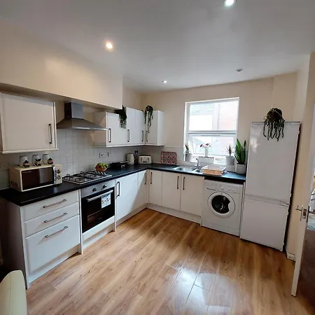 Daire Elegant And Two Bedrooms House